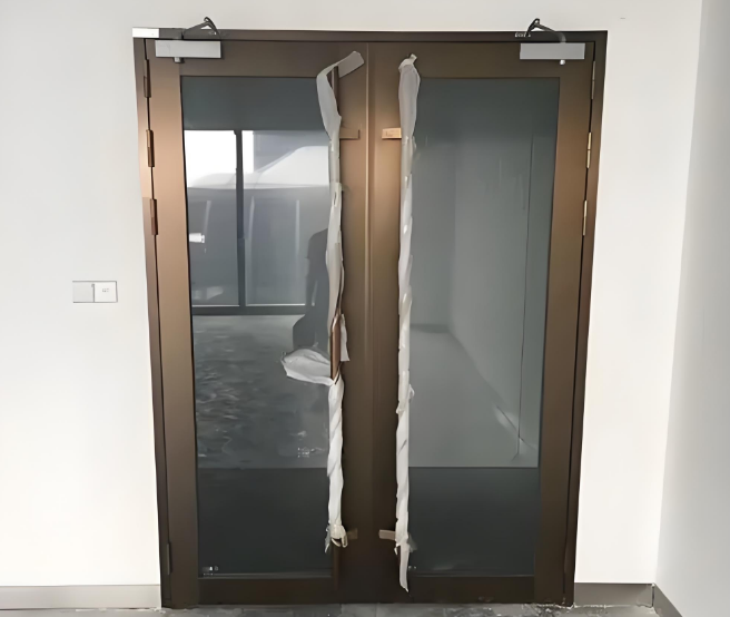 广东玻璃隔热防火门安装